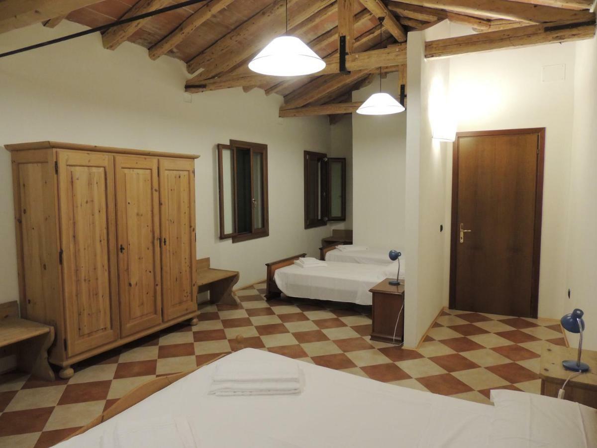 Appartement La Via Antiga à Cittanova  Extérieur photo