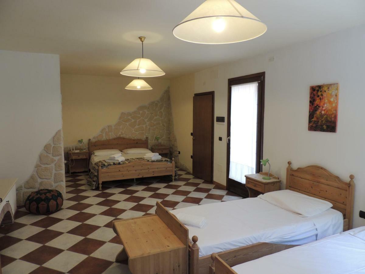 Appartement La Via Antiga à Cittanova  Extérieur photo